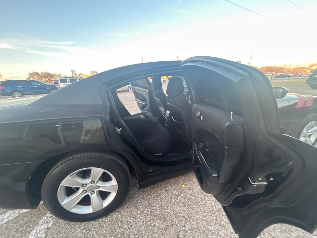 Dodge Charger SE 2014