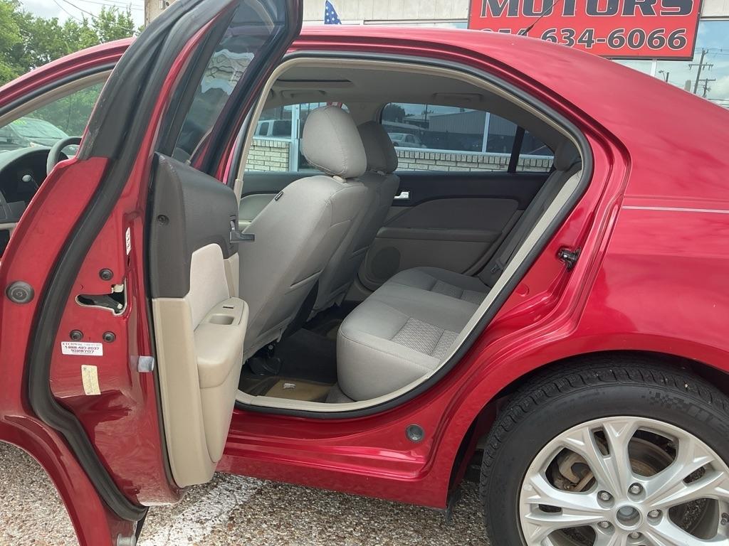 Ford Fusion SE 2012