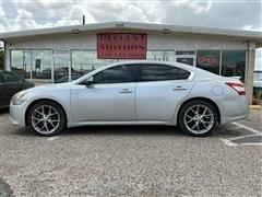 2010 Nissan Maxima 