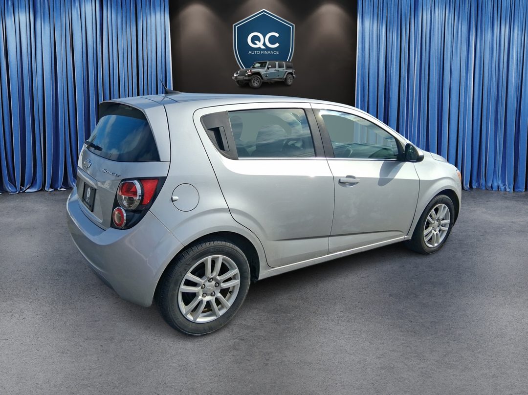 Chevrolet Sonic LT Auto 5-Door 2013