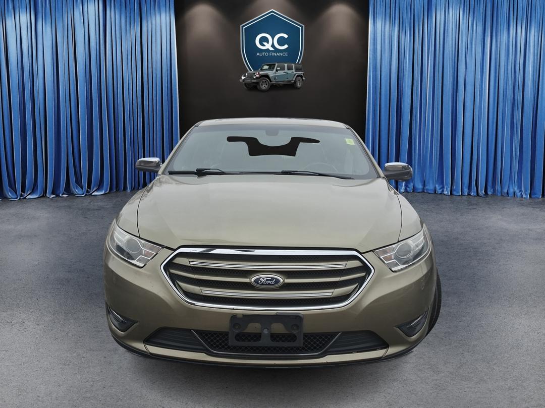 Ford Taurus Limited FWD 2013