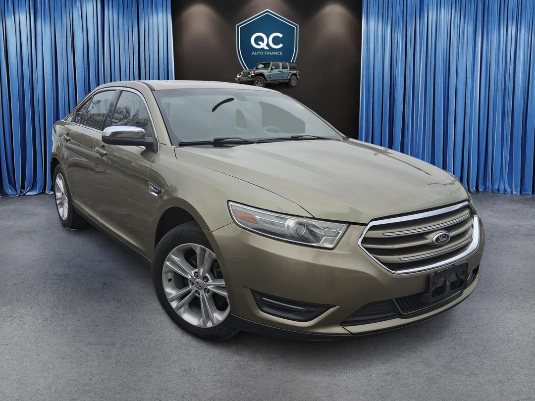 Ford Taurus Limited FWD 2013