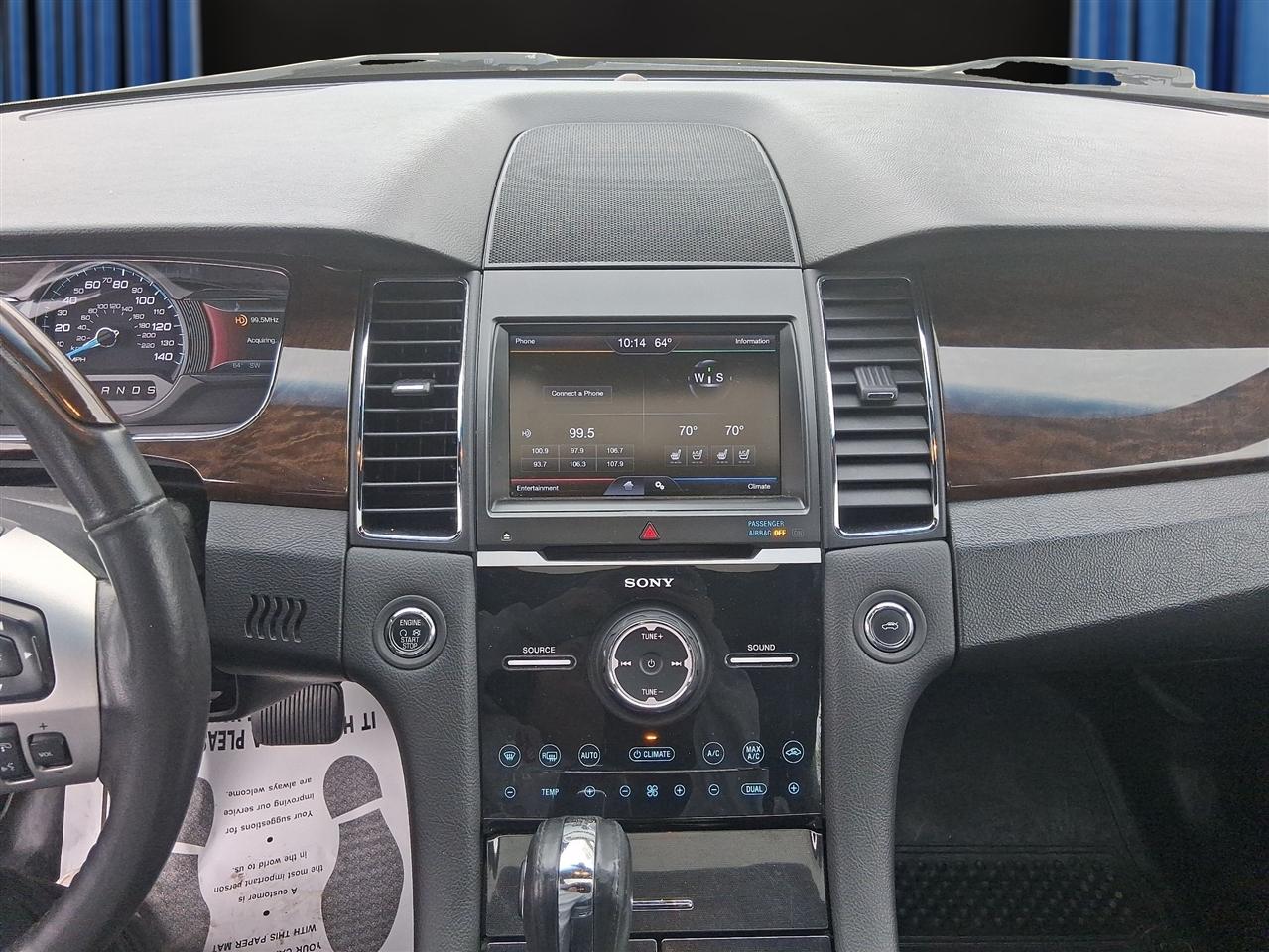 Ford Taurus Limited FWD 2013