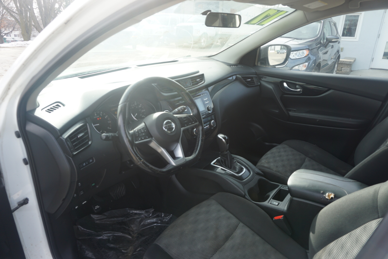 Nissan Rogue Sport S AWD 2017