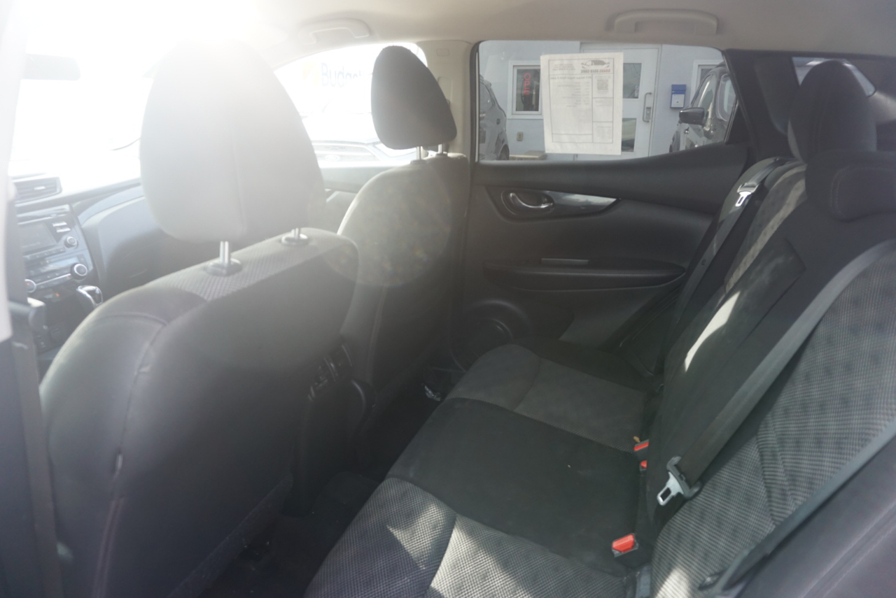 Nissan Rogue Sport S AWD 2017