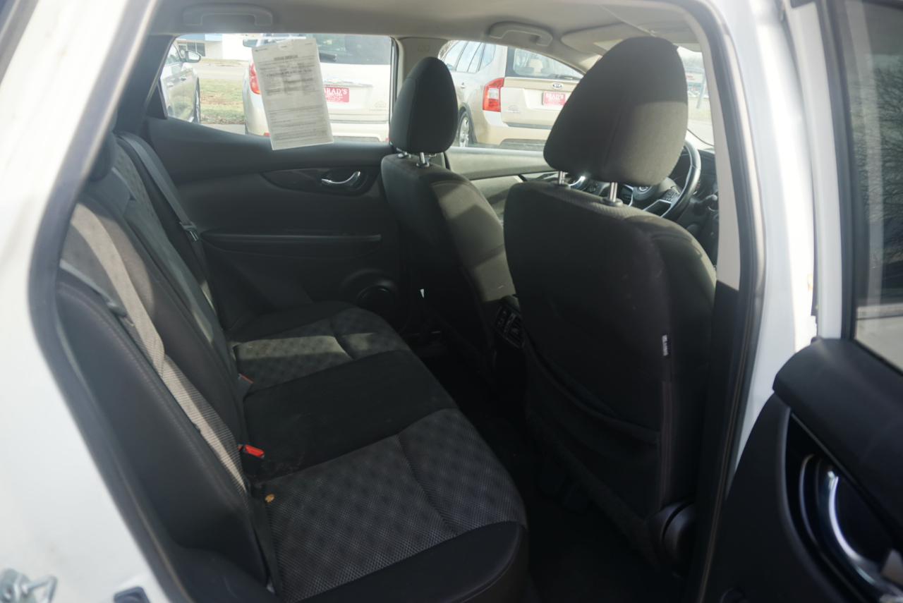 Nissan Rogue Sport S AWD 2017