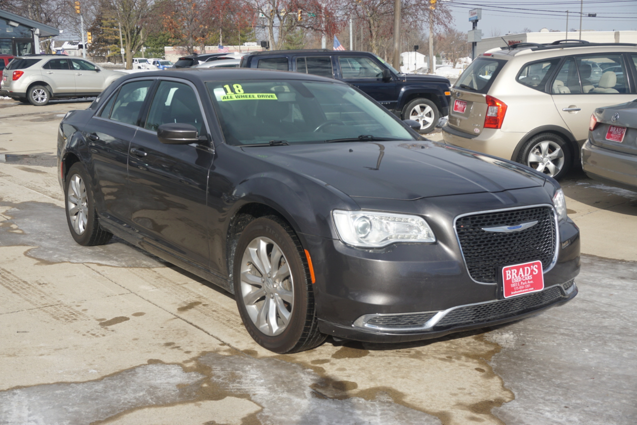 Chrysler 300 Touring AWD 2018