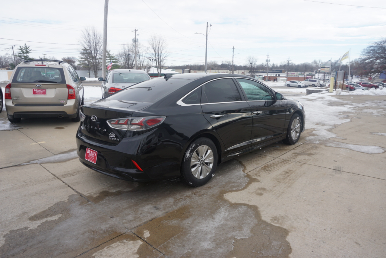 Hyundai Sonata Hybrid SE 2019