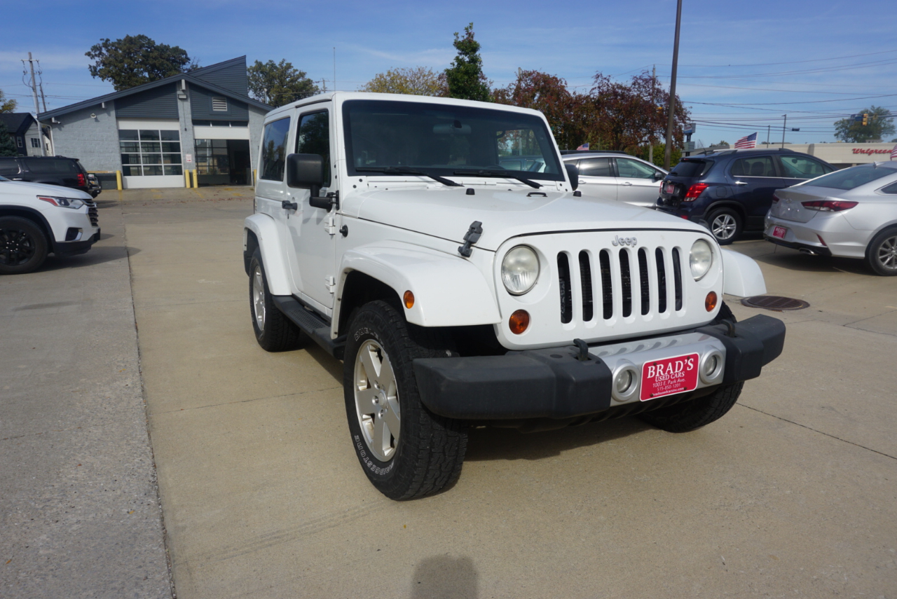 Jeep Wrangler Sahara 4WD 2012 Jeep Wrangler Sahara 4WD 2012