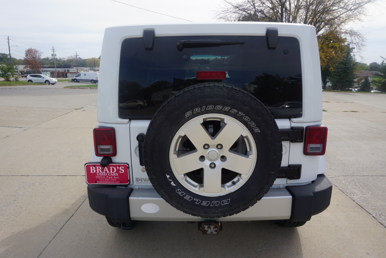 Jeep Wrangler Sahara 4WD 2012 Jeep Wrangler Sahara 4WD 2012