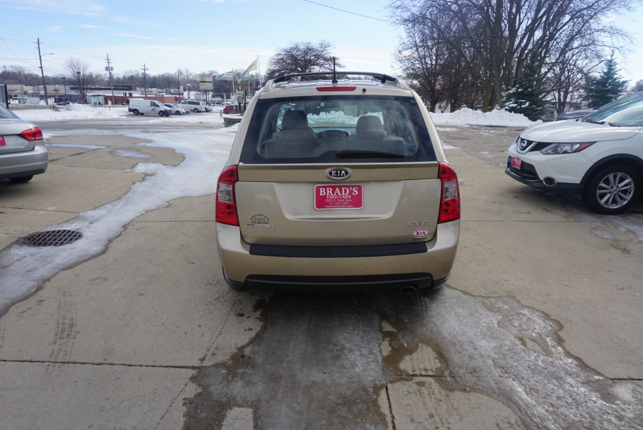 Kia Rondo EX V6 2007