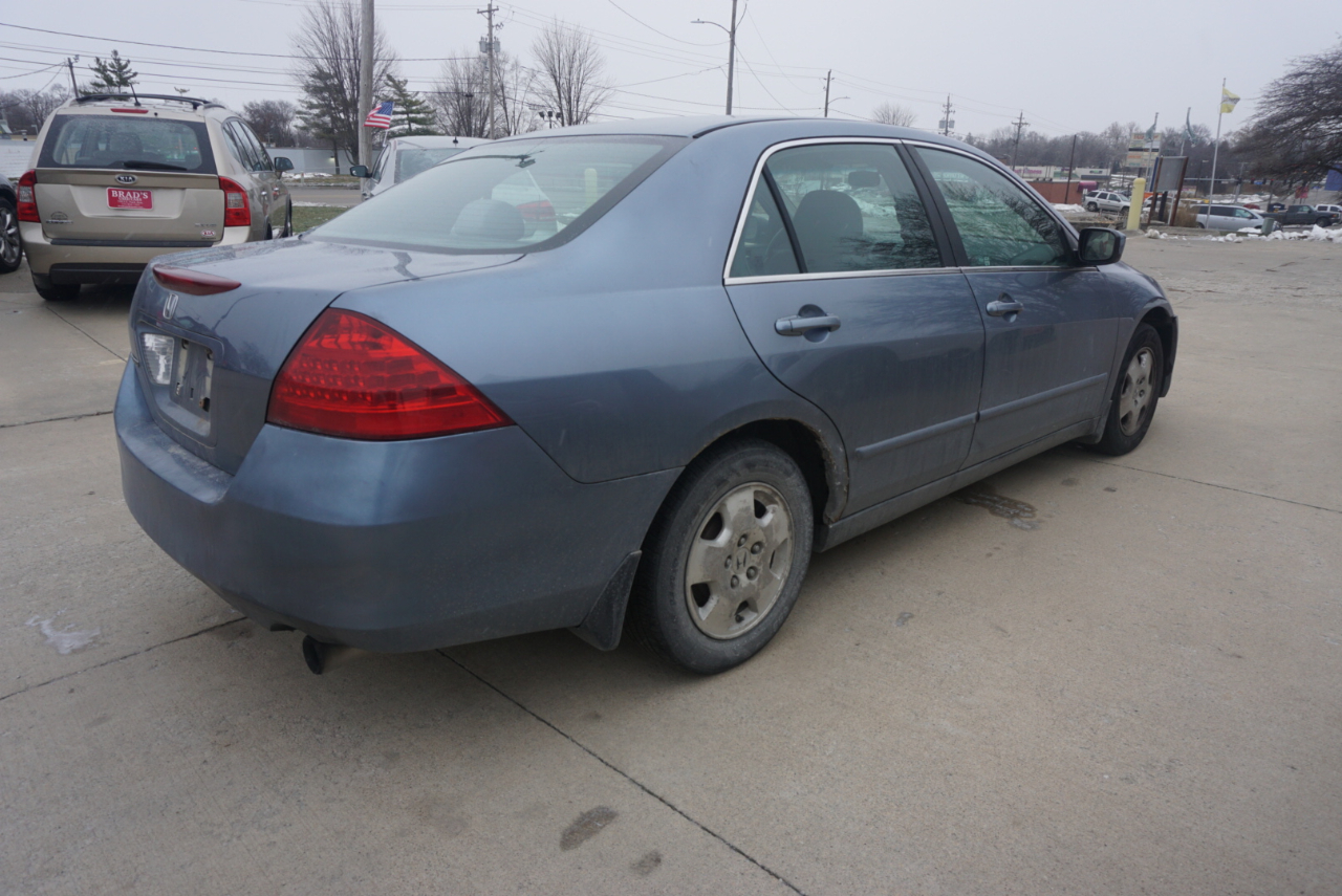 Honda Accord LX sedan AT 2007