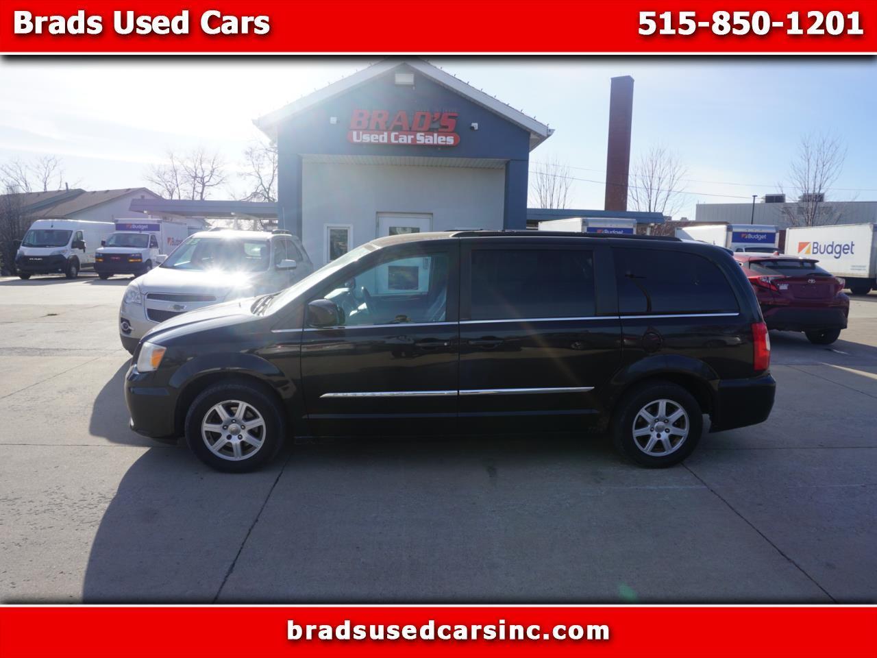 2012 Chrysler Town & Country Touring