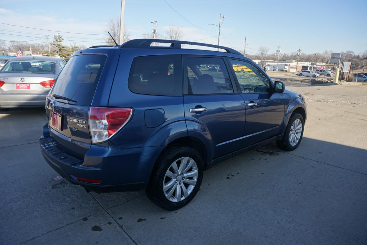 Subaru Forester 2.5X Premium 2013