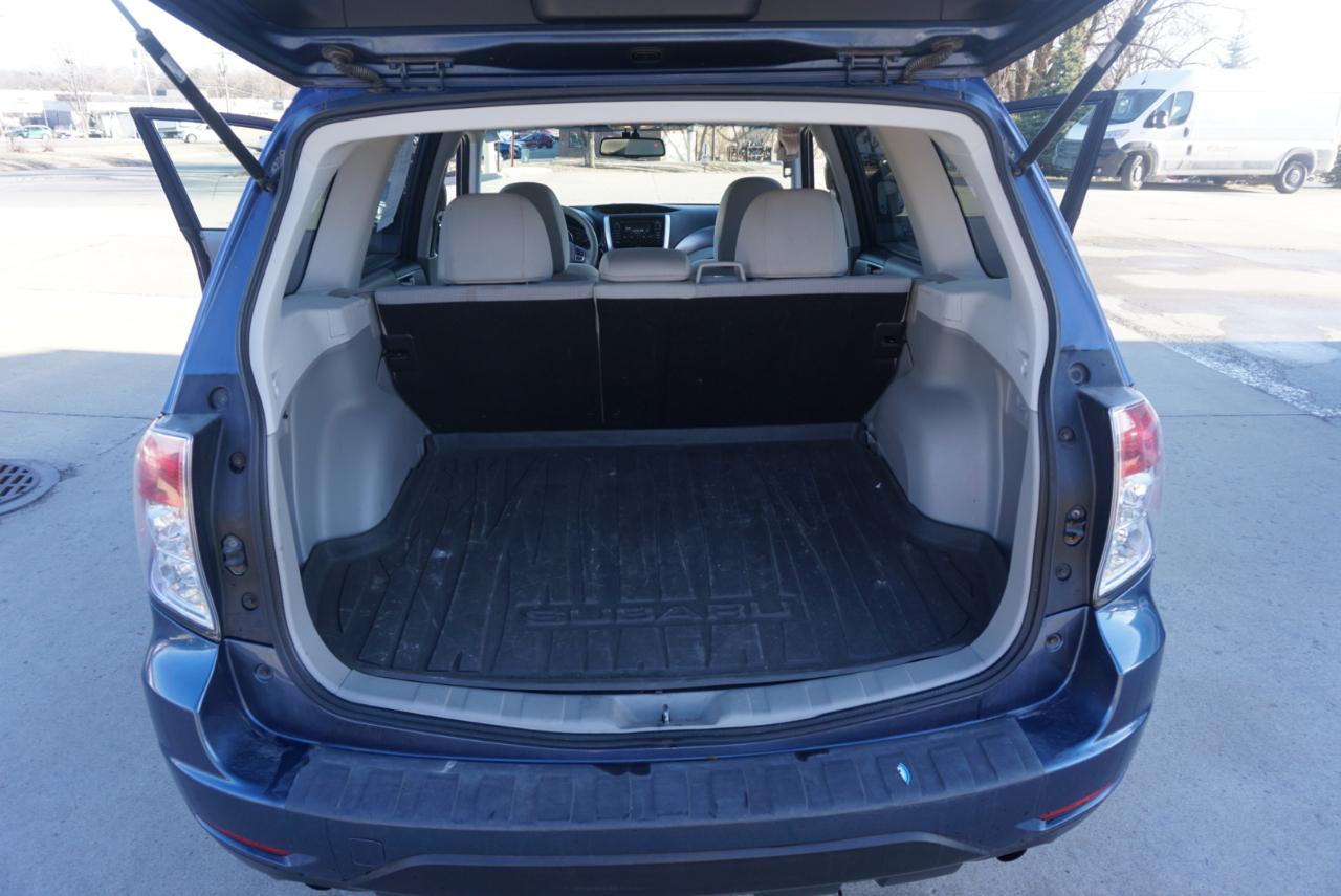 Subaru Forester 2.5X Premium 2013