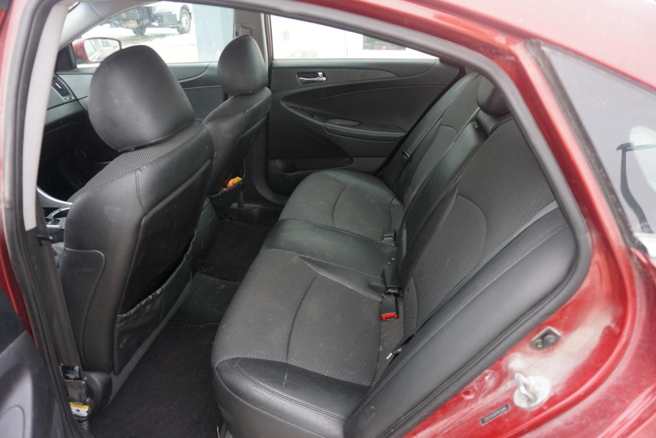 Hyundai Sonata Limited Auto 2012