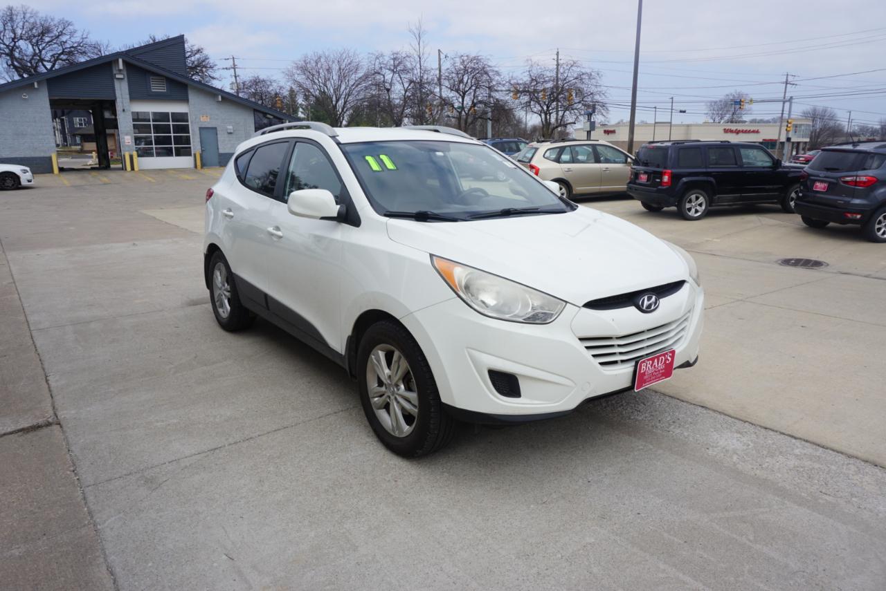 Hyundai Tucson Limited 2WD 2011