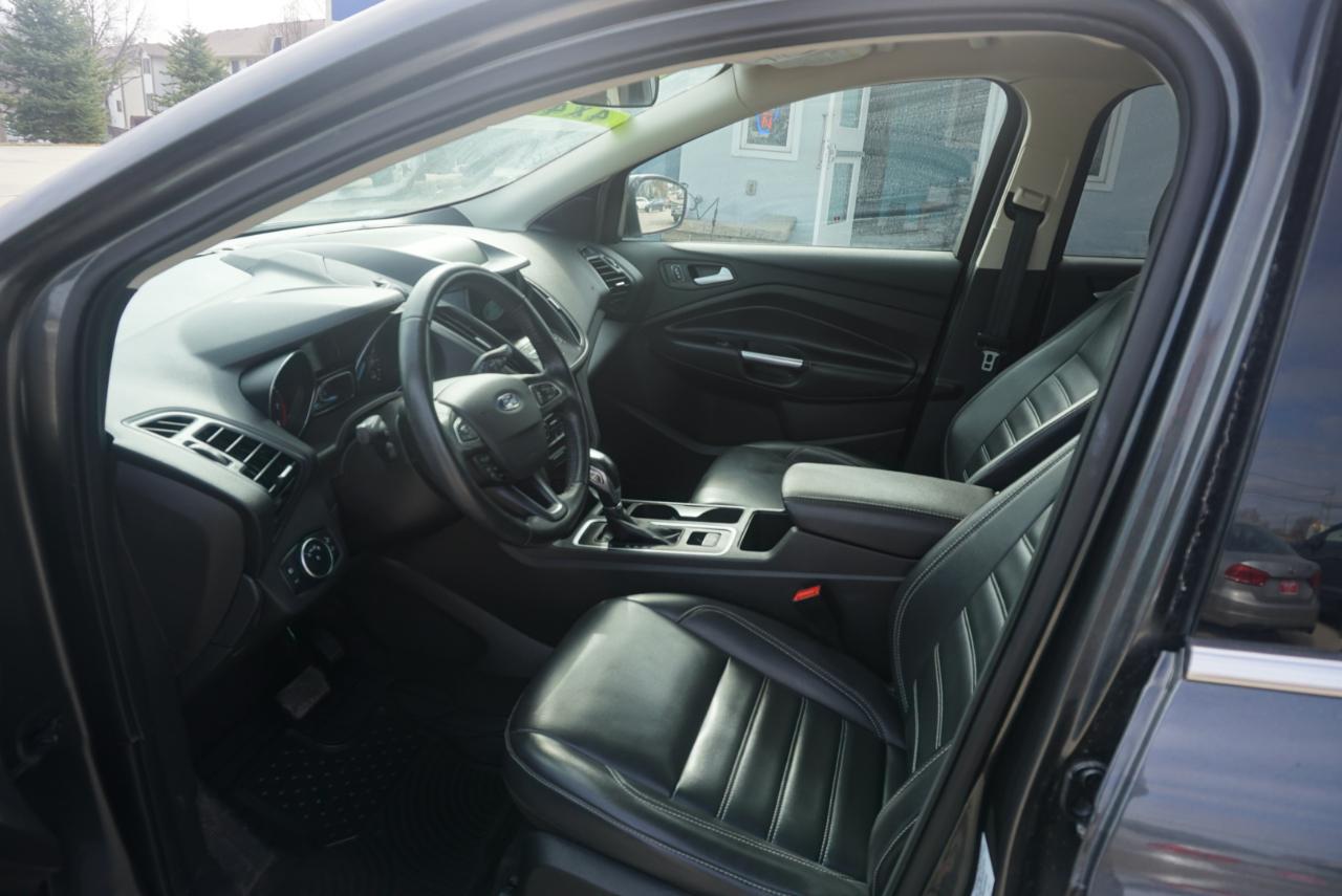 Ford Escape SEL 4WD 2019