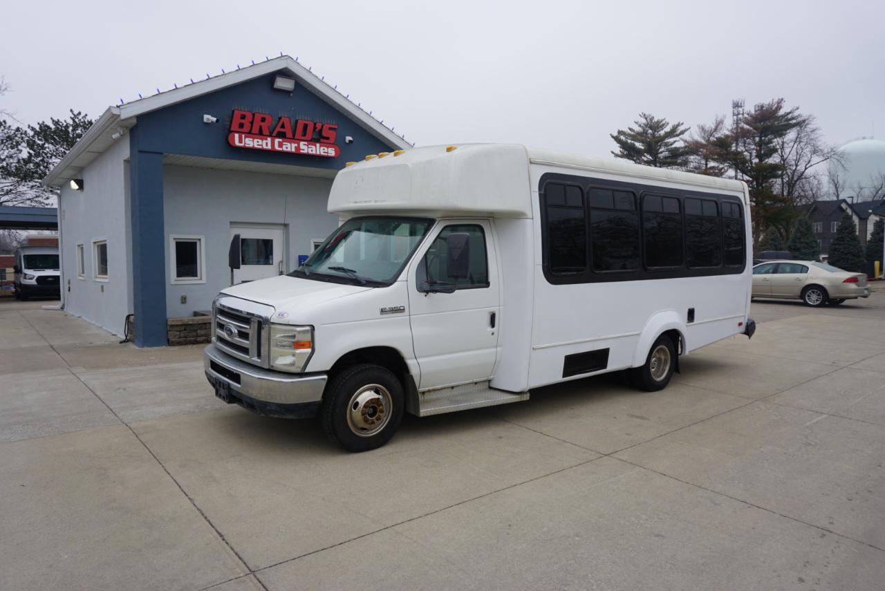 Ford Econoline E350 2012