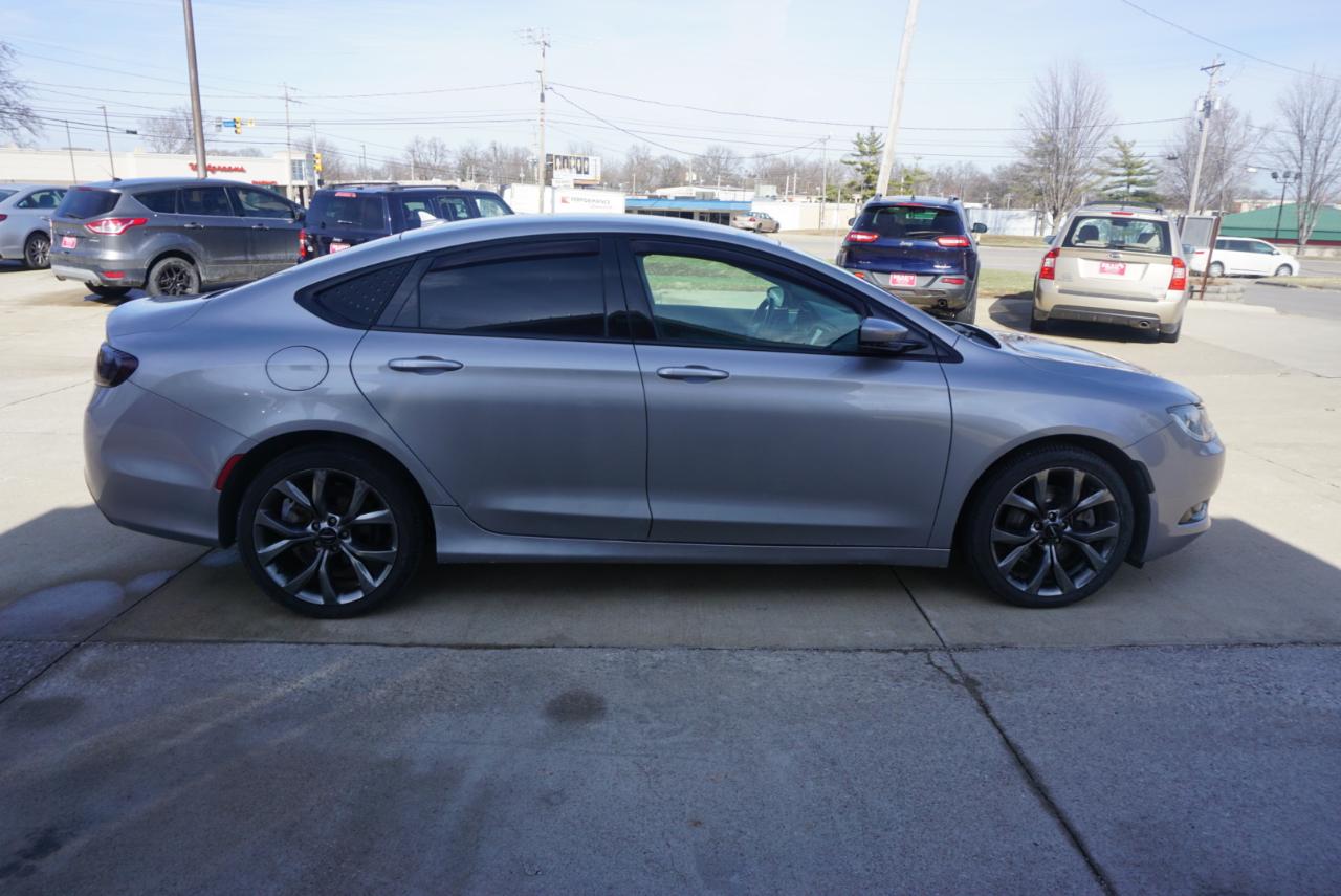 Chrysler 200 S AWD 2015