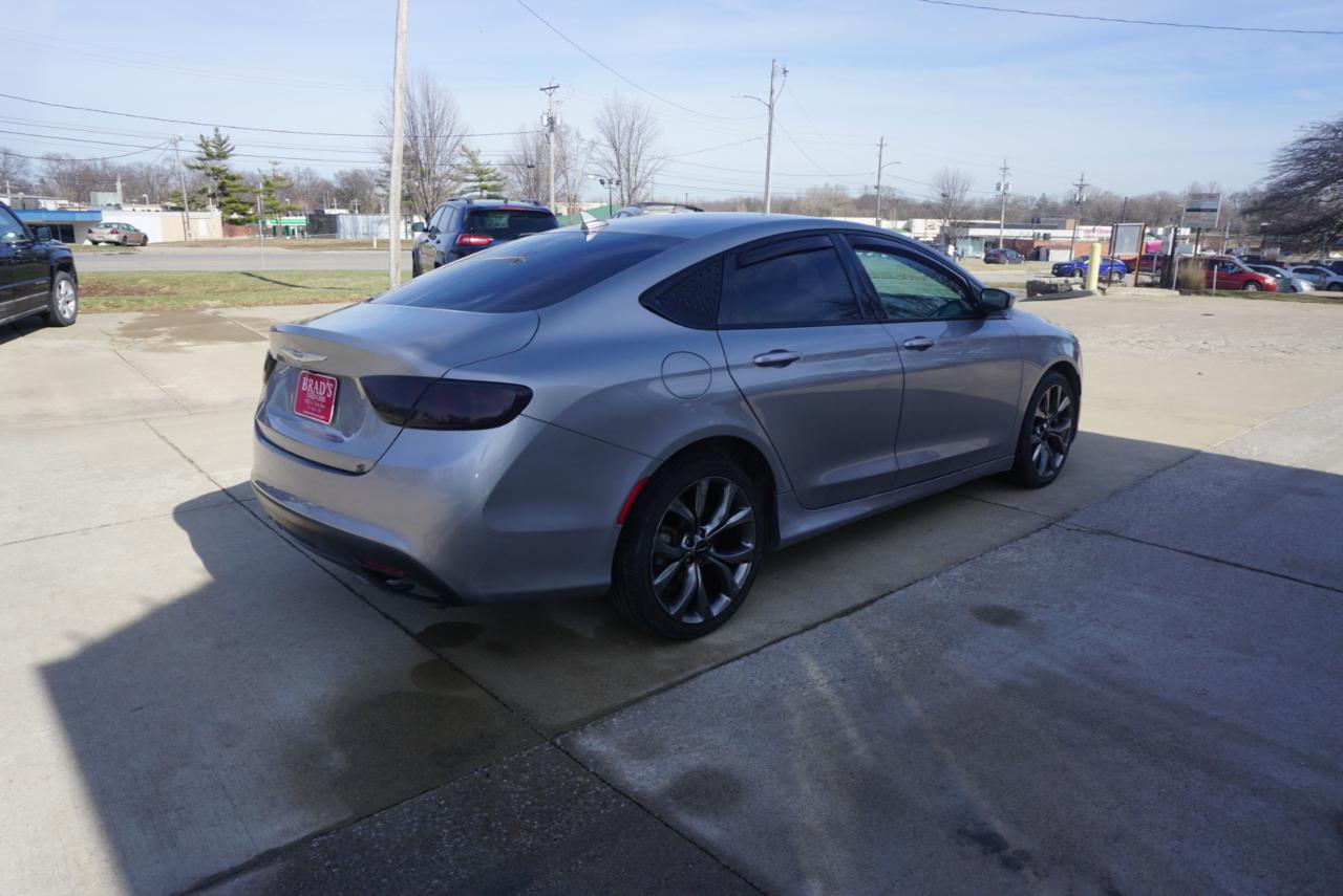 Chrysler 200 S AWD 2015