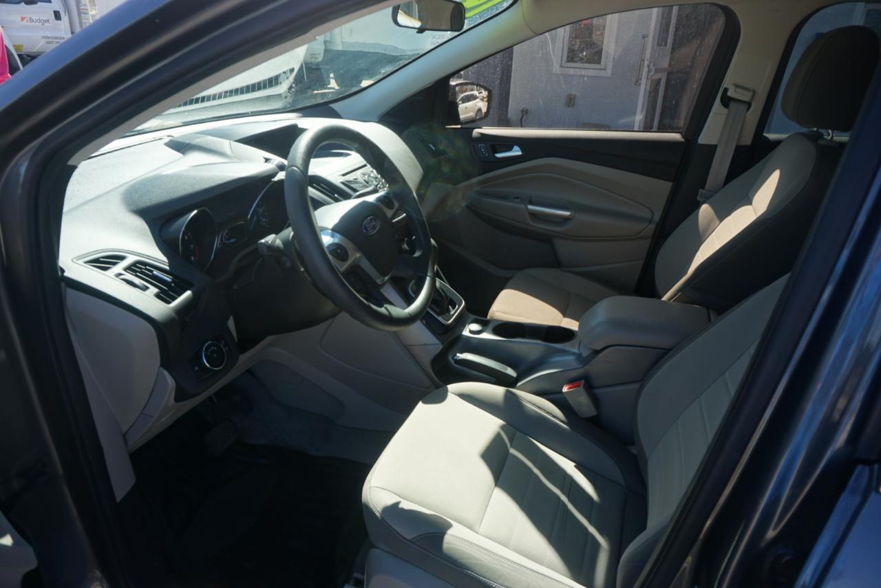 Ford Escape SE FWD 2014