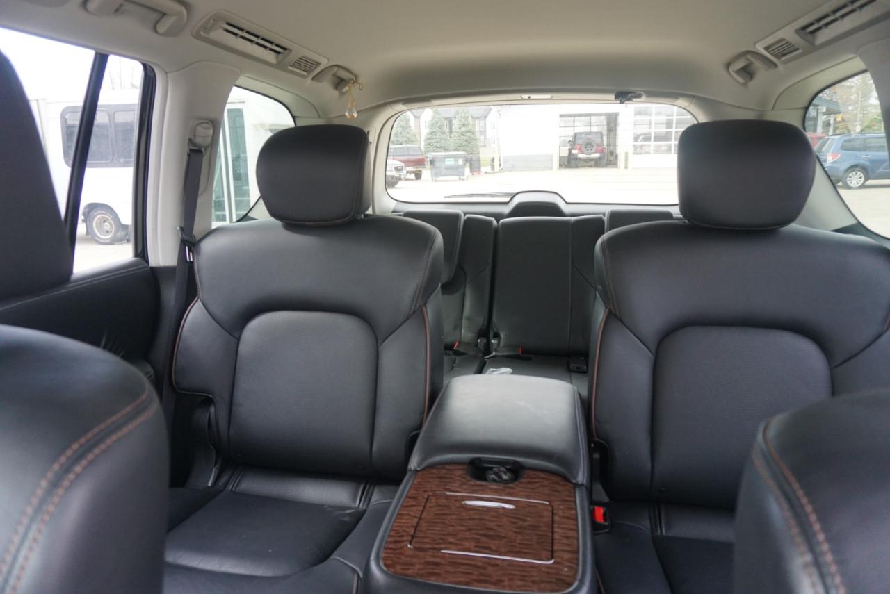 Nissan Armada Platinum AWD 2017