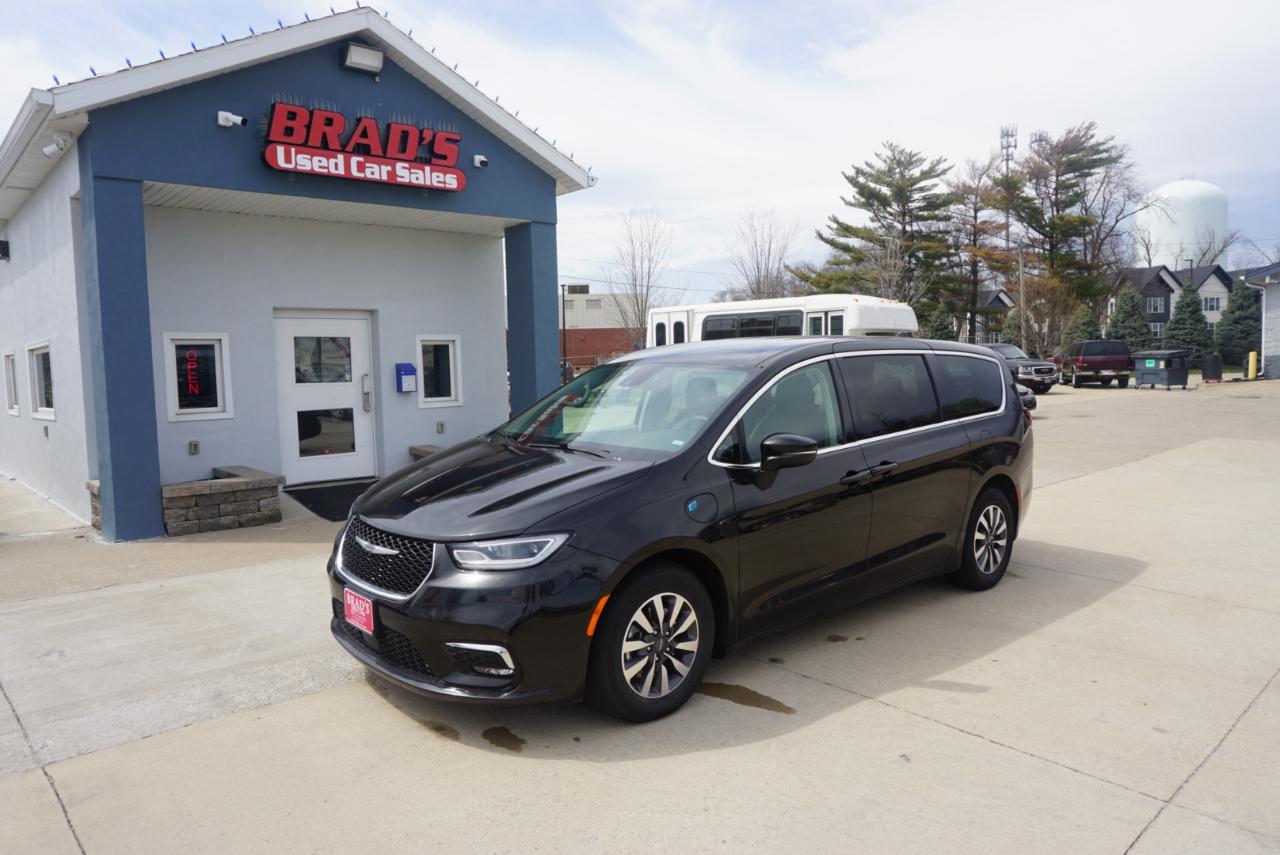 Chrysler Pacifica Hybrid Touring L 2023