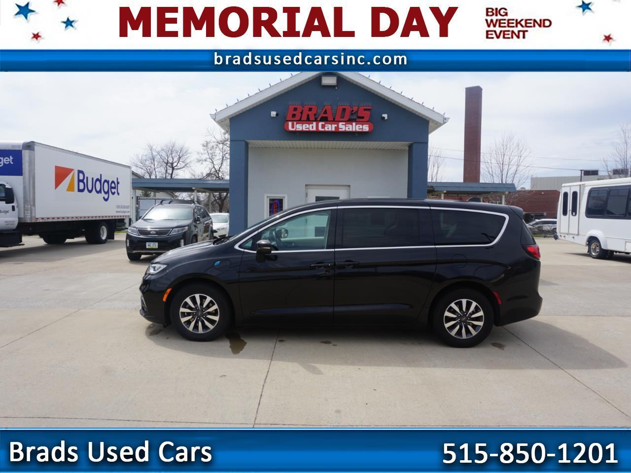 2023 Chrysler Pacifica Hybrid Touring L