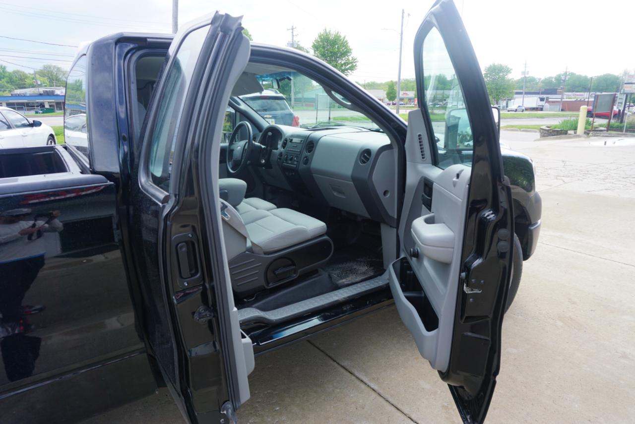 Ford F-150 STX 2WD 2007