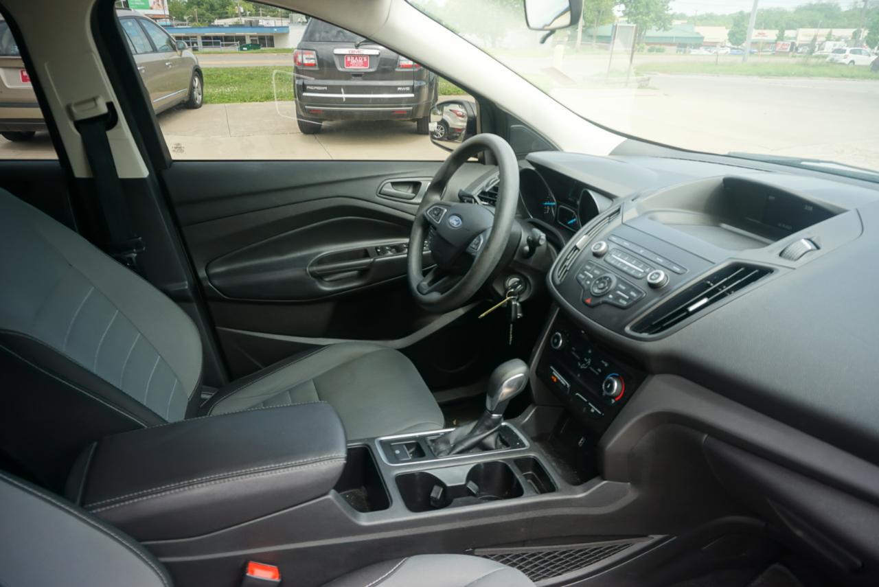 Ford Escape S FWD 2019