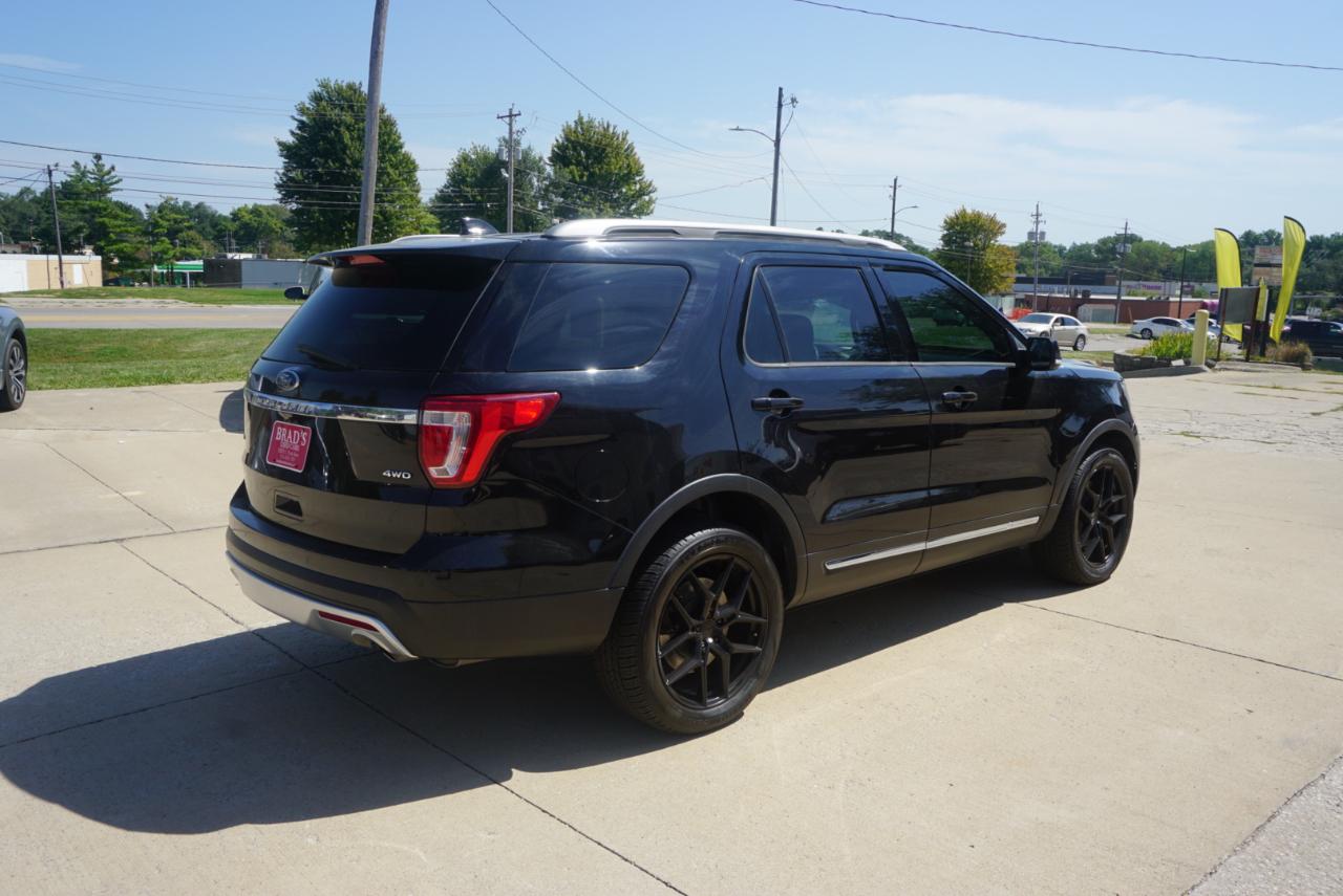 Ford Explorer XLT 4WD 2017