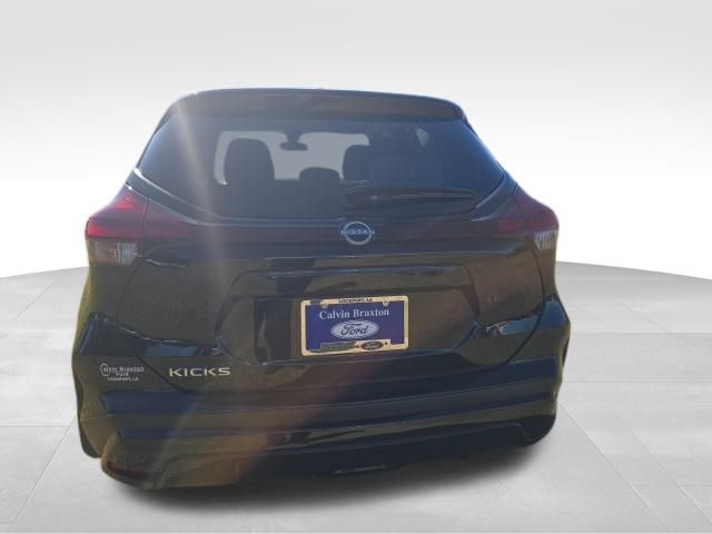 Nissan Kicks  2024