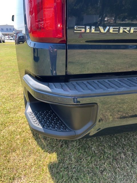 Chevrolet Silverado 1500  2021