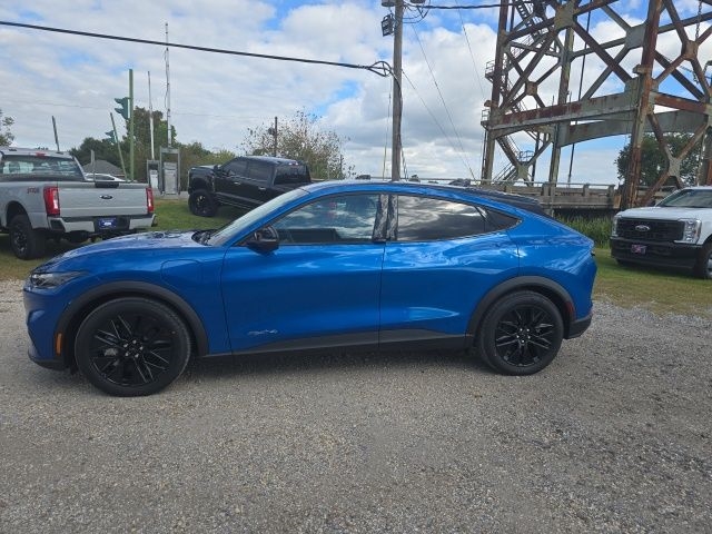 Ford Mustang Mach-E  2025