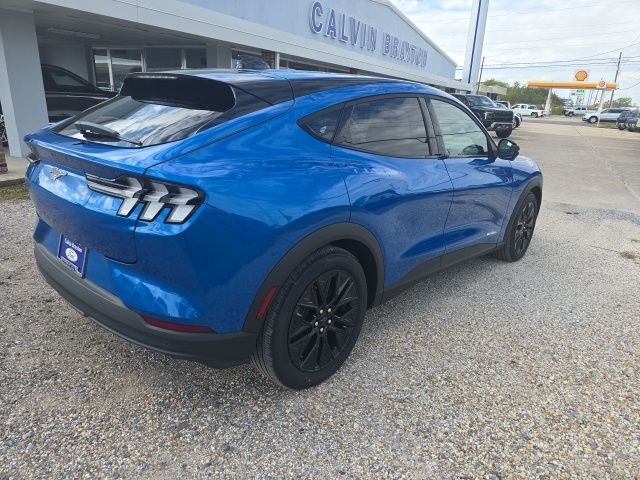 Ford Mustang Mach-E  2025