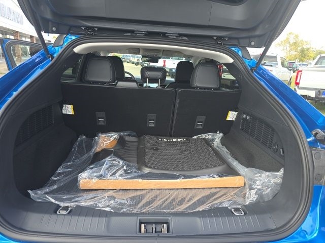 Ford Mustang Mach-E  2025