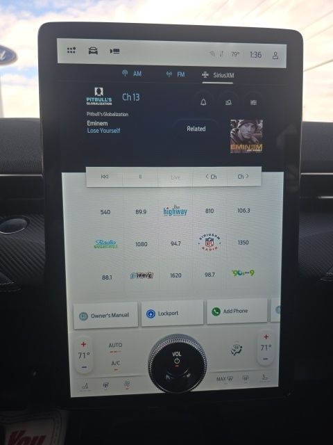 Ford Mustang Mach-E  2025