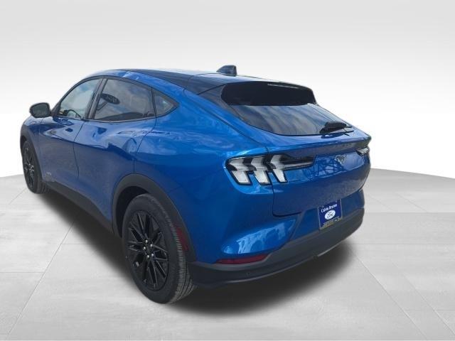 Ford Mustang Mach-E  2025