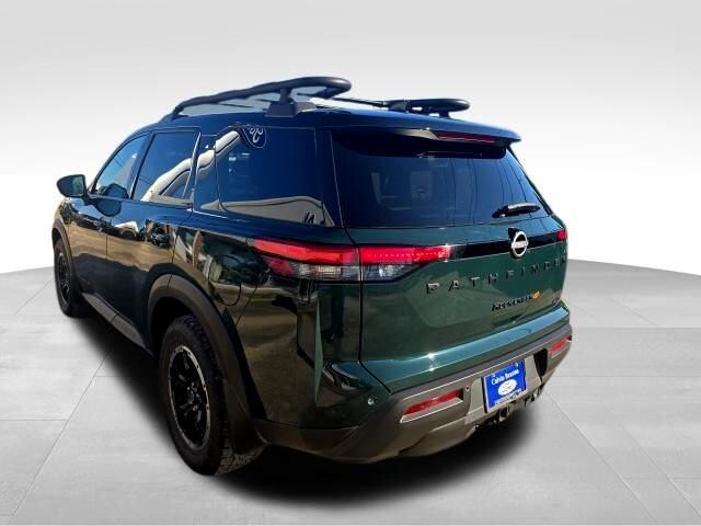 Nissan Pathfinder  2024