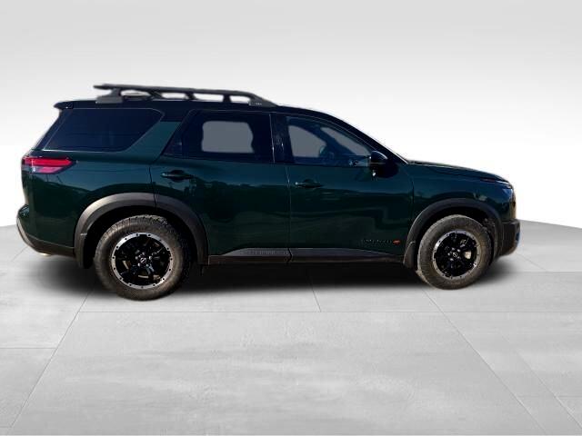 Nissan Pathfinder  2024