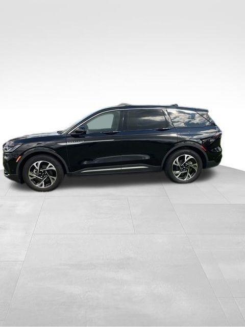 Lincoln Nautilus  2024