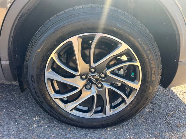 Lincoln Corsair  2020