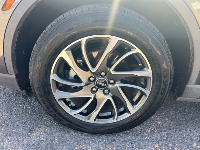 Lincoln Corsair  2020