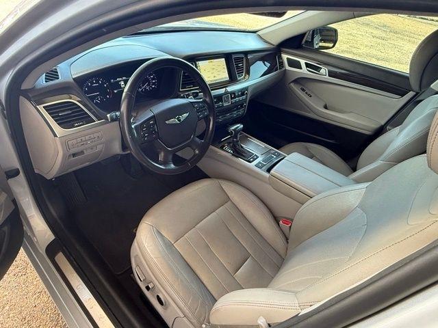 Genesis G80  2018
