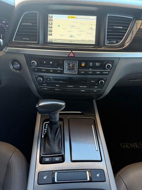 Genesis G80  2018