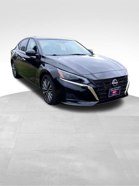 2025 Nissan Altima SV's photo