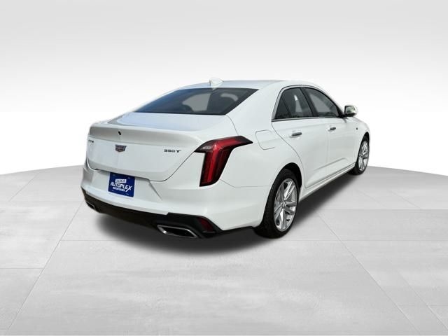 Cadillac CT4  2021