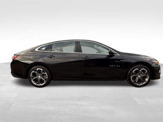 Chevrolet Malibu  2022