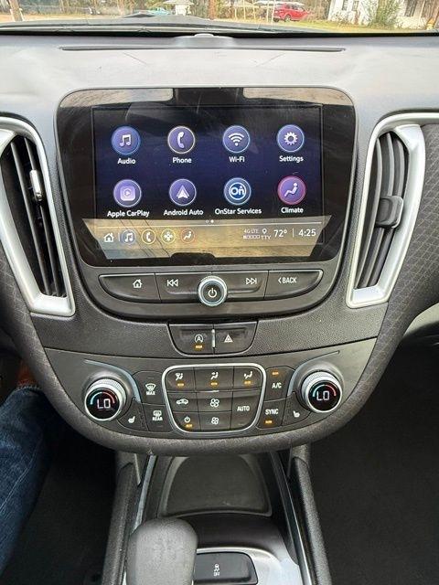 Chevrolet Malibu  2022